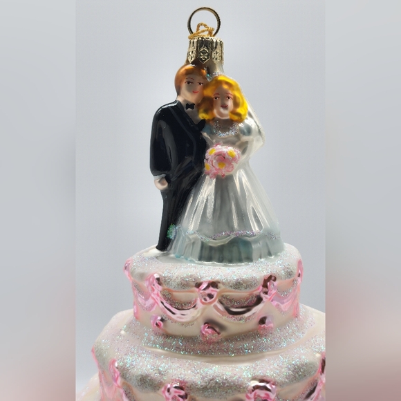 Bride & Groom Glass Wedding Ornament - Picture 1 of 4